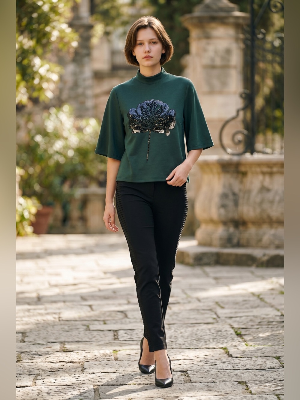 Gracia Spangle Flower Half Sleeve Top